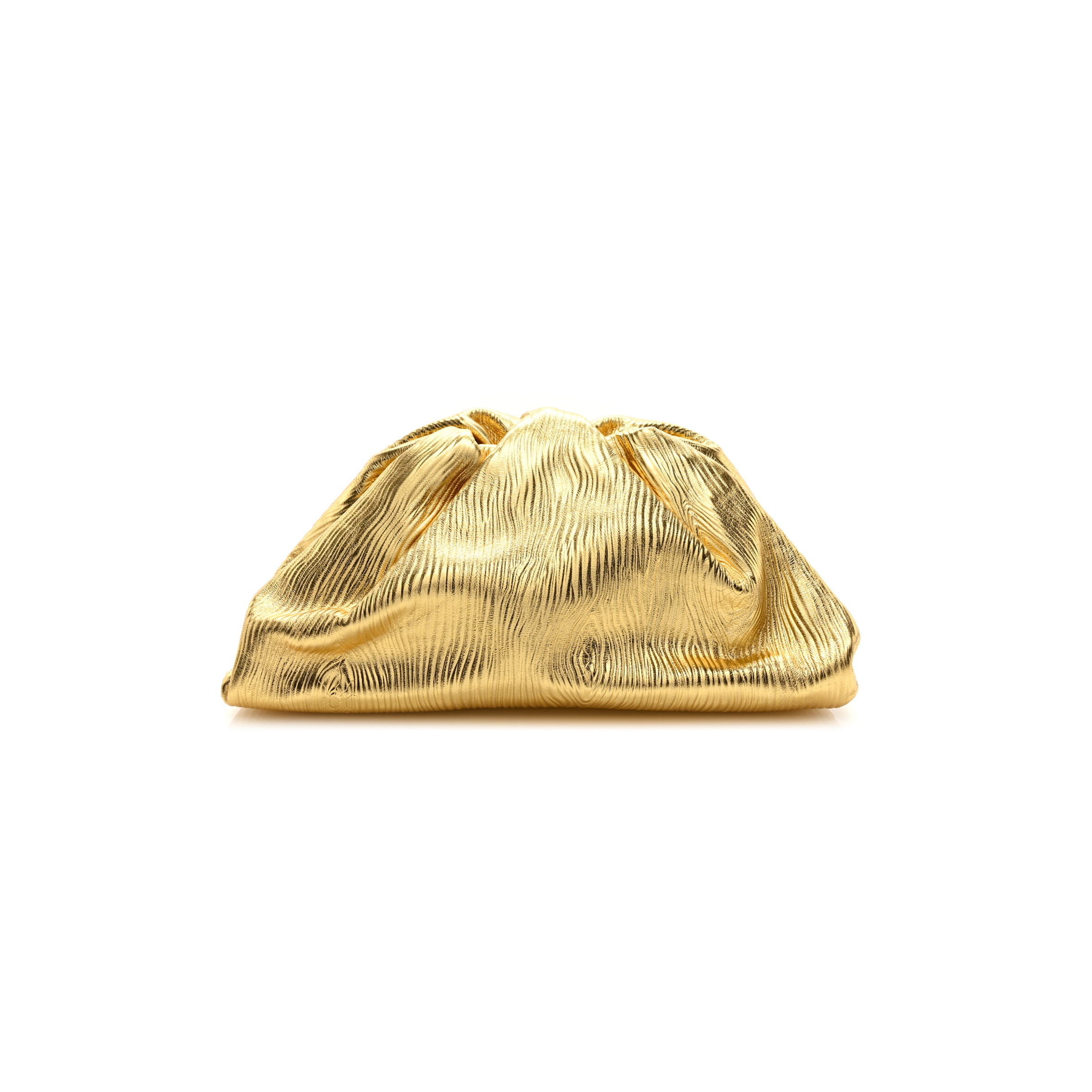 BOTTEGA VENETA METALLIC BARK CALFSKIN EMBOSSED THE POUCH OVERSIZED CLUTCH ORO (37*21*13cm) BOTTEGA VENETA METALLIC BARK CALFSKIN EMBOSSED THE POUCH OVERSIZED CLUTCH ORO (37*21*13cm)