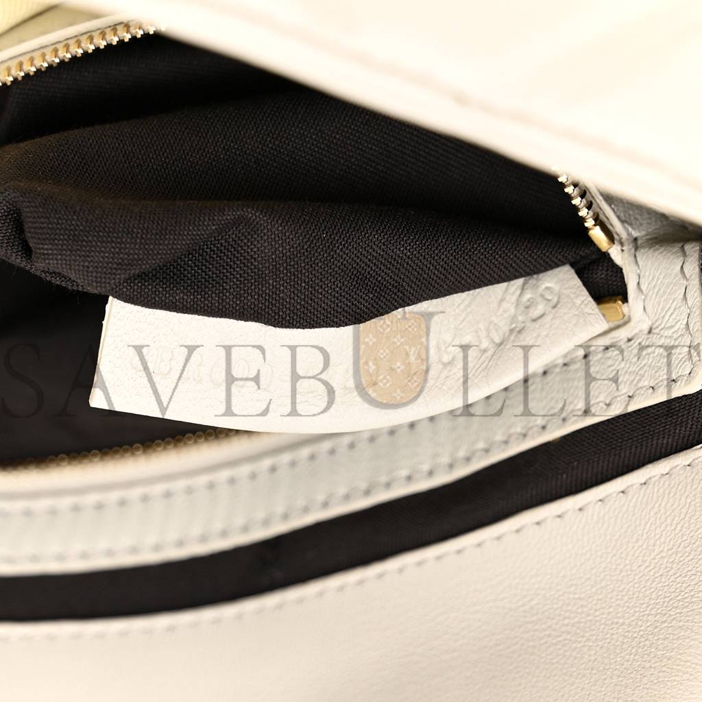 FENDI NAPPA FF 1974 EMBOSSED BAGUETTE WHITE (25*20*8cm)